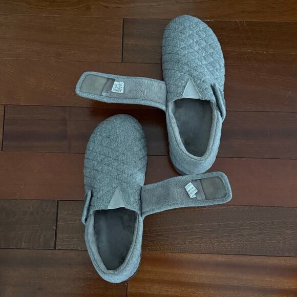 Vionic Jackie Quilted Flannel Slippers Women 9 Light Grey Comfort Adjustable - Picture 7 of 8